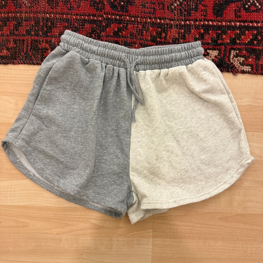 Miss Sparkling Color Block Short